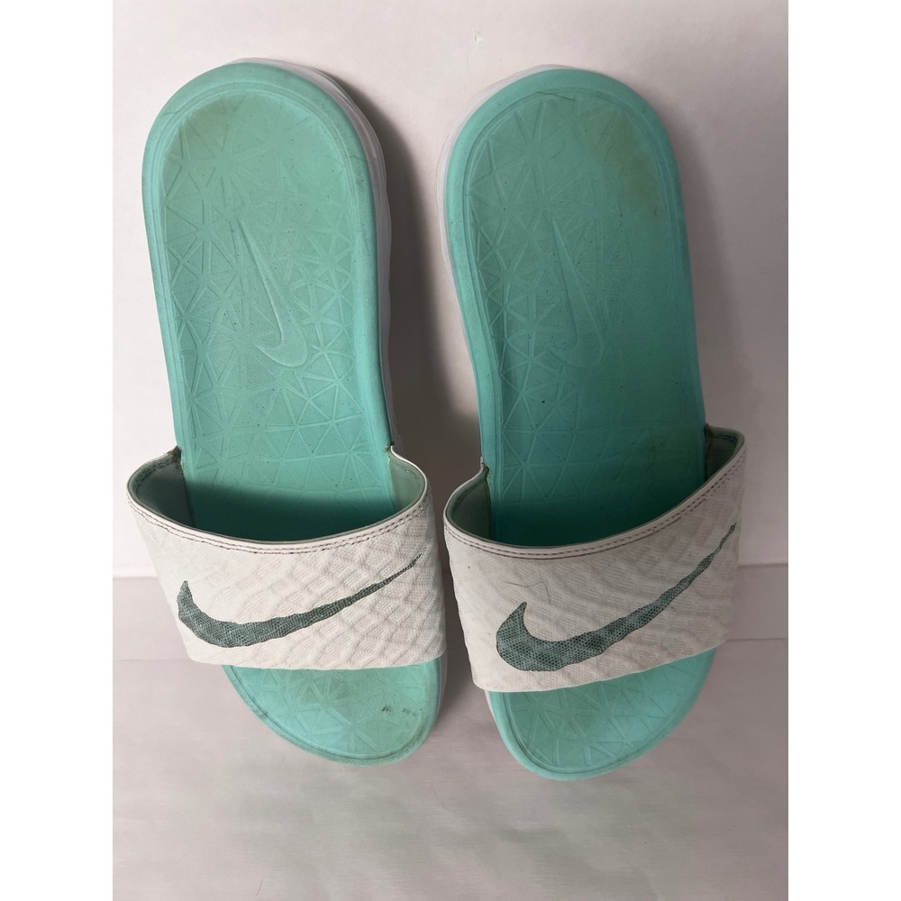 Nike Benassi Solarsoft Women's Size 10 Slides Sandals Artisan Teal